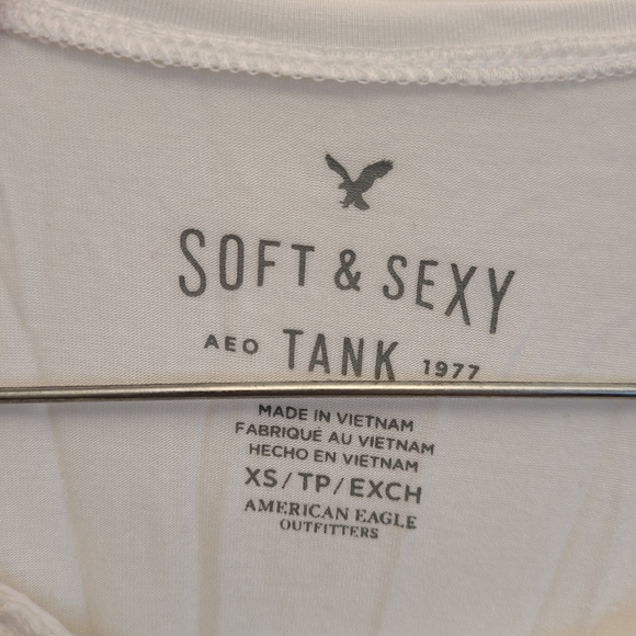 AEO Sleeveless Tank Top- White - Picture 4 of 6